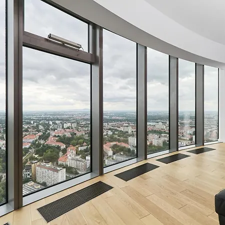 Sky Tower - Luxurious 37Th Floor Apartment By Renters アパート *