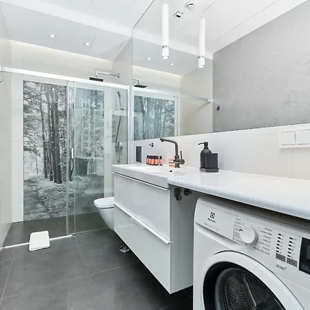 Sky Tower - Luxurious 37Th Floor Apartment By Renters * ヴロツワフ