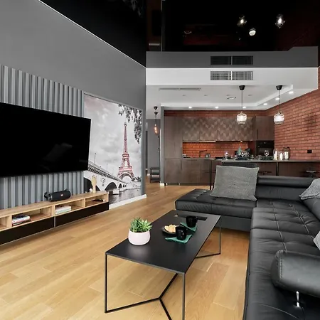 Sky Tower - Luxurious 37Th Floor Apartment By Renters アパート *